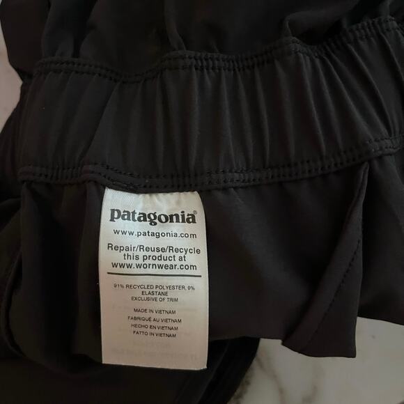 Patagonia Women’s Fleetwith Dress Black Sleeveless Drawstring Small Criss Cross - Picture 7 of 9